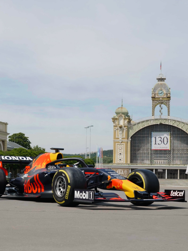 Red Bull — Day with RB14